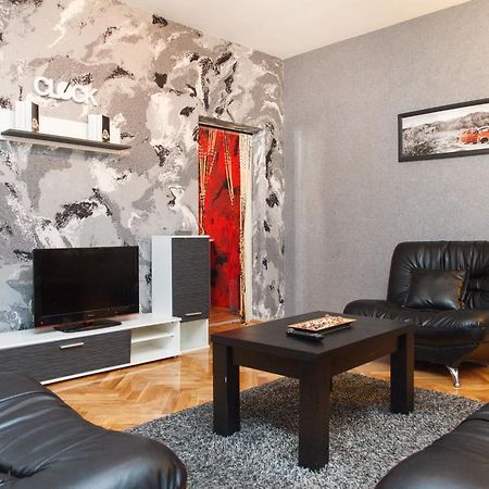 Apartment Aleksandar Belgrade Extérieur photo